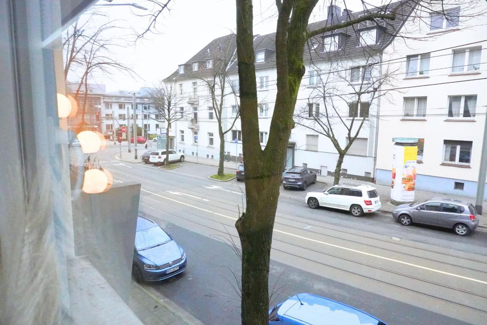 Living-life, Klinik & Messe Vor Ort, Wlan, Netflix * Essen