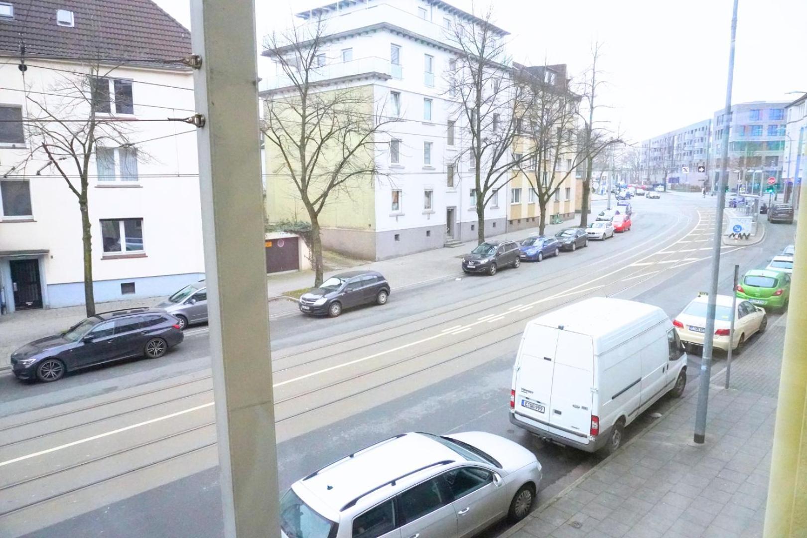 Living-life, Klinik & Messe Vor Ort, Wlan, Netflix Apartment *