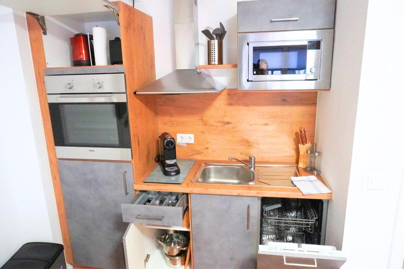 Apartment Living-life, Klinik & Messe Vor Ort, Wlan, Netflix Essen